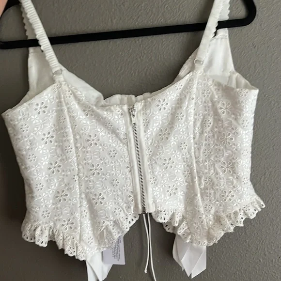 For Love and Lemons. Size XL. White. - Picture 2 of 3